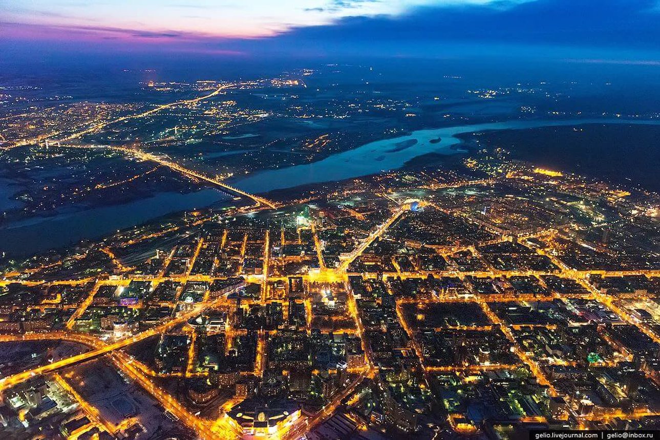 Ночной Новосибирск с высоты левый берег